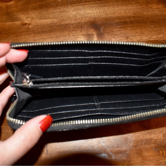 Coach Wallet - Picture 3 of 3